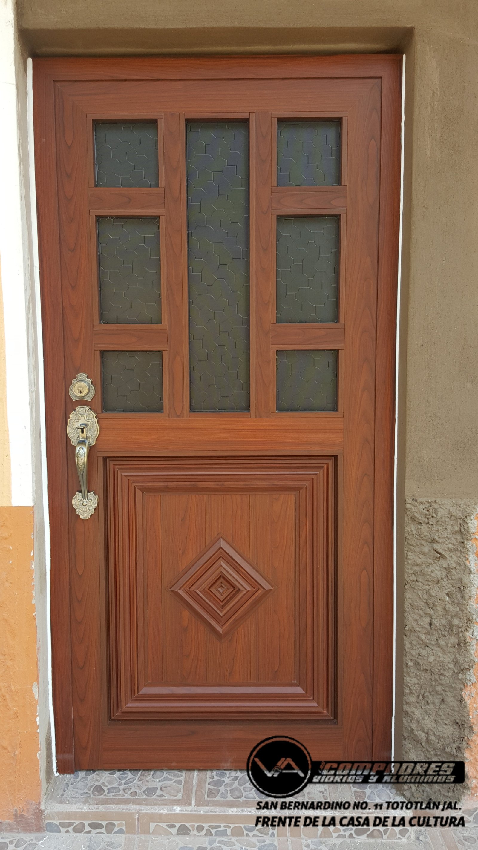 Puerta diseño entrada