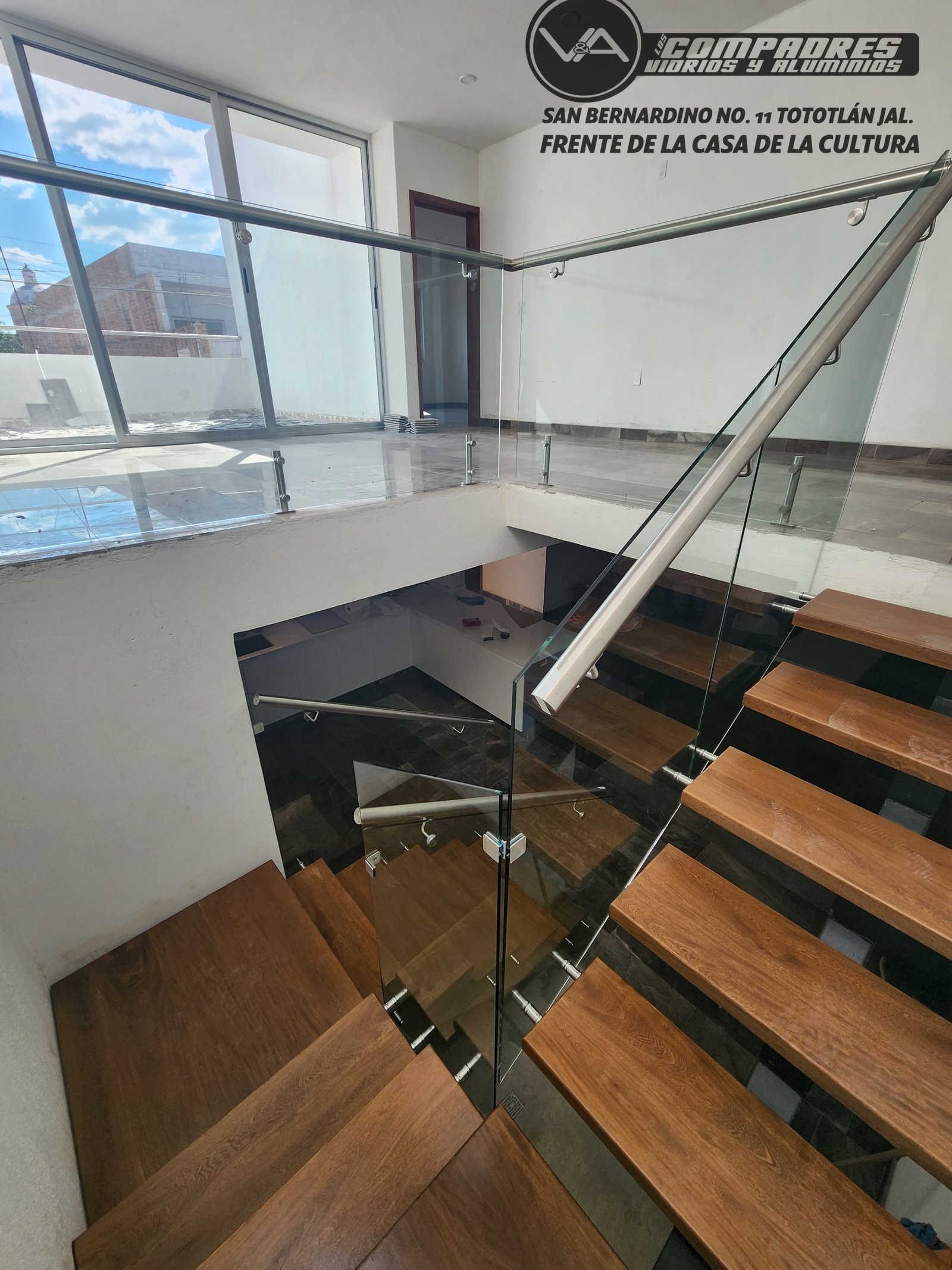 Barandal acero inoxidable y vidrio