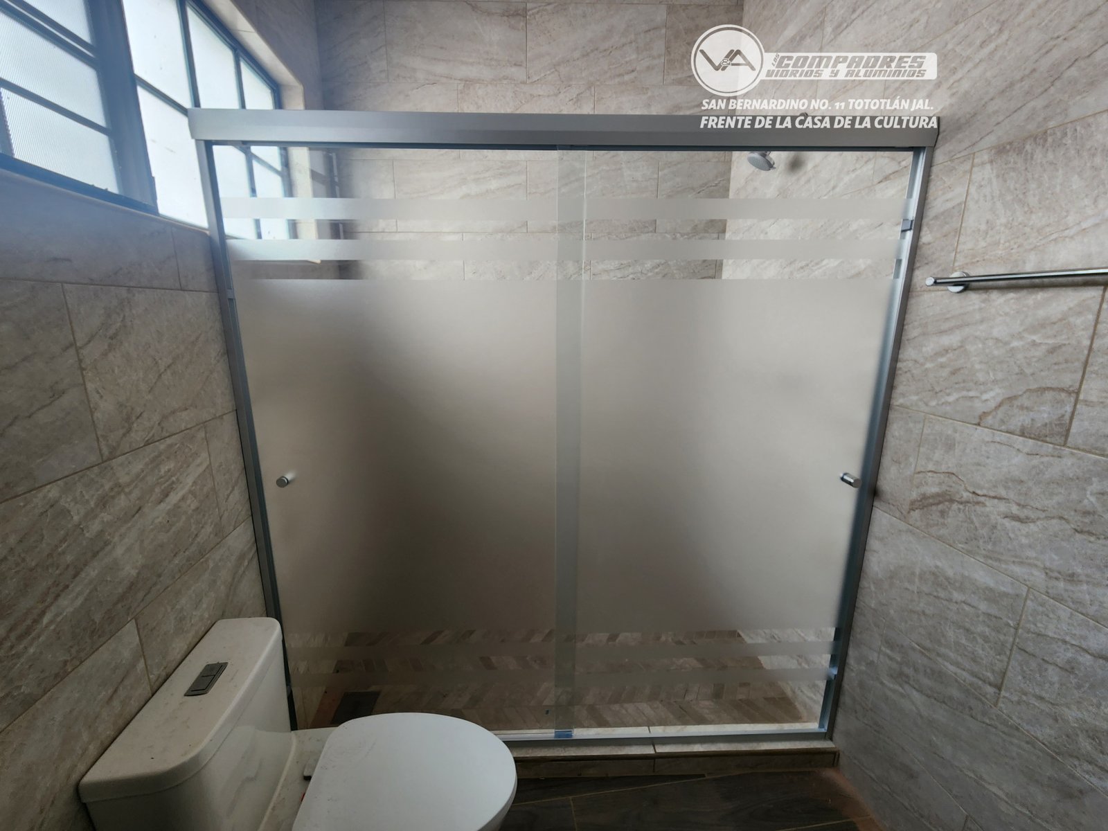 Cancel de baño rio bravo