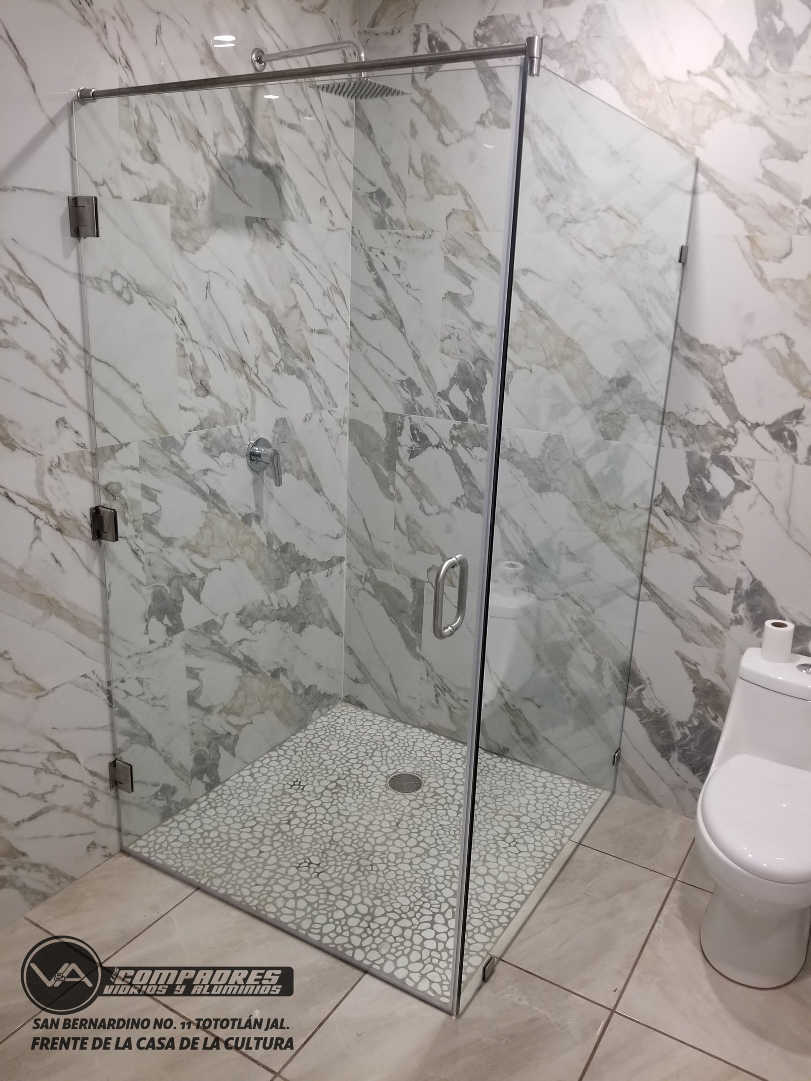 Division de baño regadera 9mm